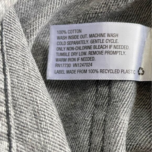 Wild Fable High Rise Button Front Cutoff Jean Shorts Size 8 - Picture 5 of 6